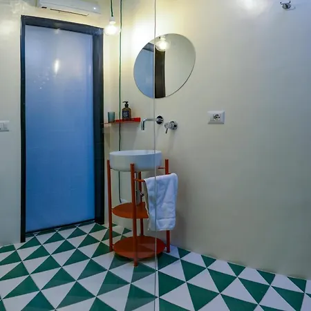 Toledo Panoramic Rooftop With Terrace Neapel